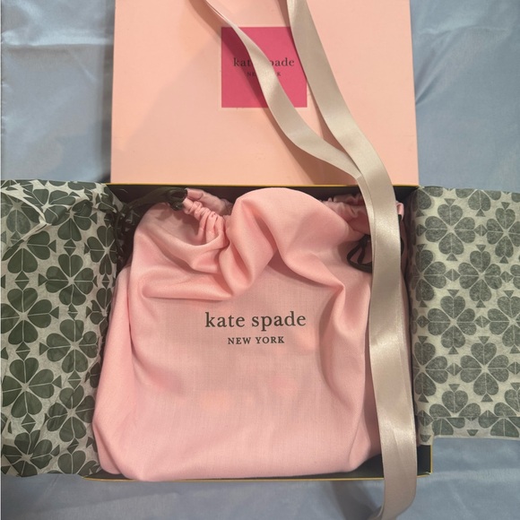 Kate Spade Sweet Treats Jeweled Resin Small Clutch.
collectors piece. - Picture 8 of 8